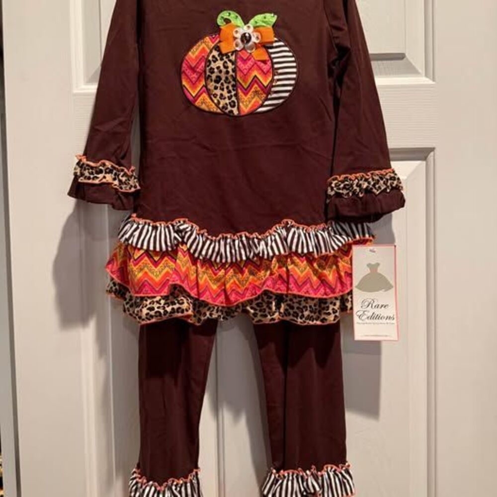 Girls NWT Rare Edition Thanksgiving Outfit Size 8